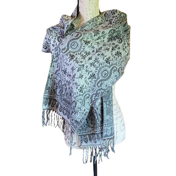 Old Money100% Cashmere Made In Scotland Wrap Mixed Grays Paisley Fringe Scarf - Picture 1 of 8